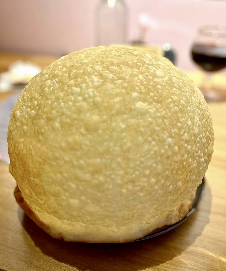 Didelis išpūstas čeburekas